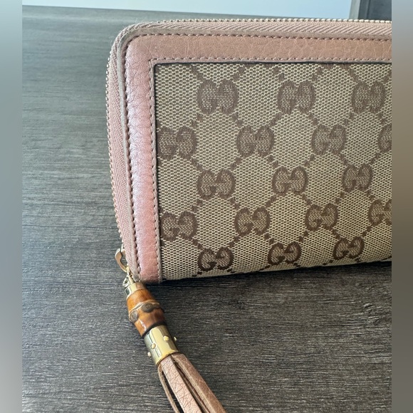 Gucci pink trim bamboo zippy wallet 🎀 - Picture 8 of 10